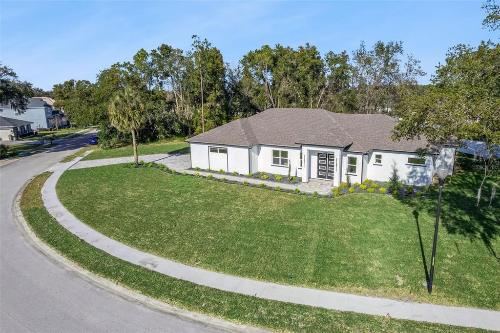 Photo of 9531 Mid Summer Lane, Leesburg, FL 34788 (MLS # G5105863)