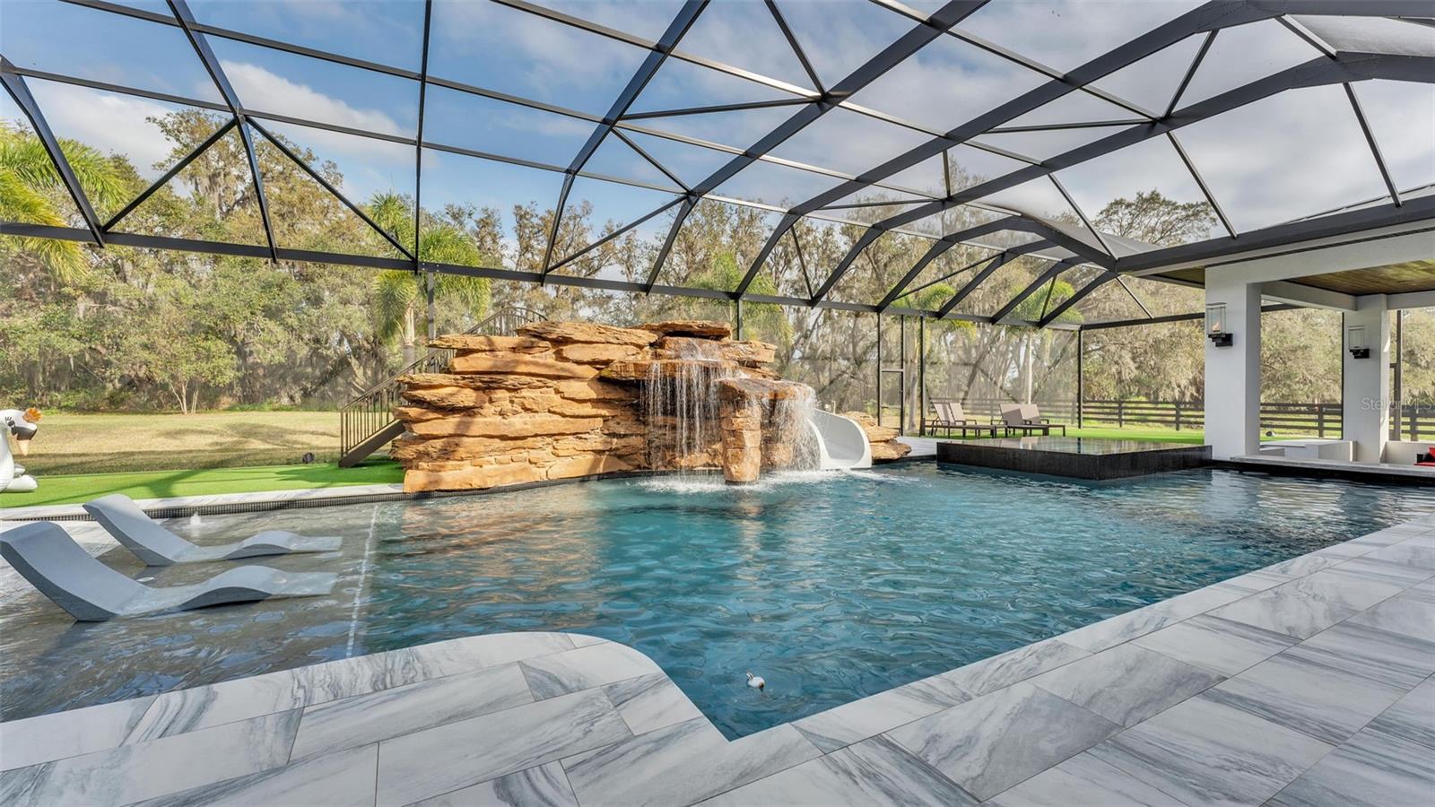 CANTERWOOD - Residential