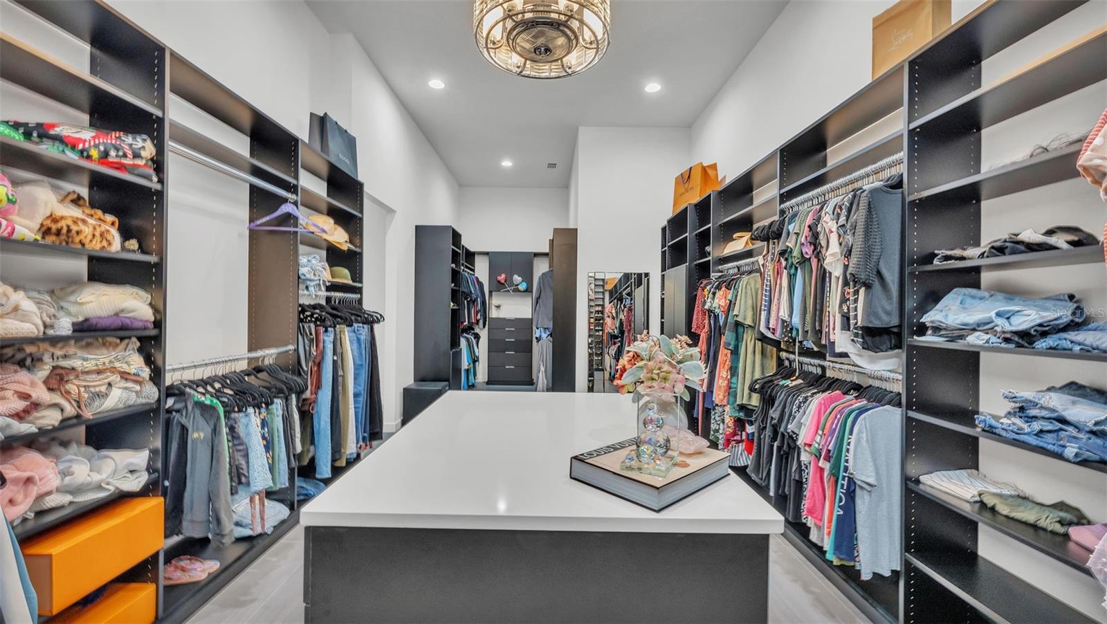 CANTERWOOD - Residential