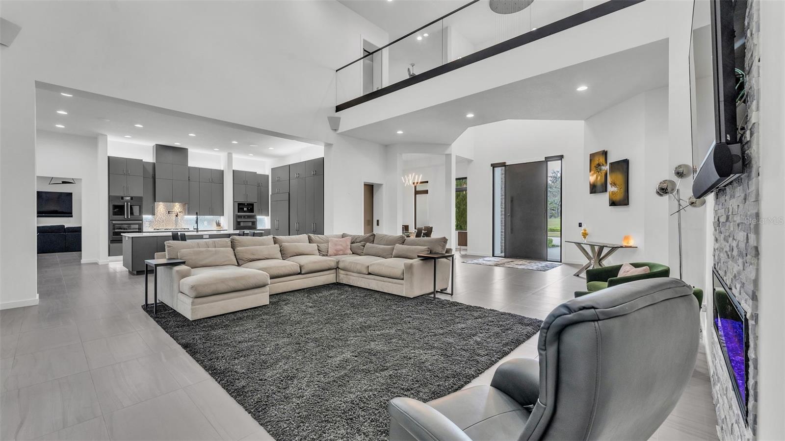 CANTERWOOD - Residential