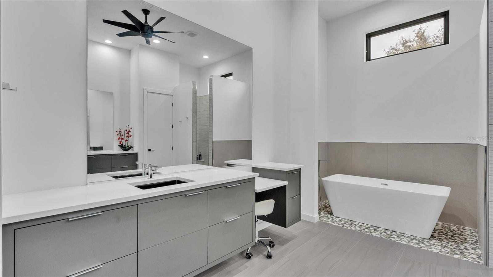 CANTERWOOD - Residential