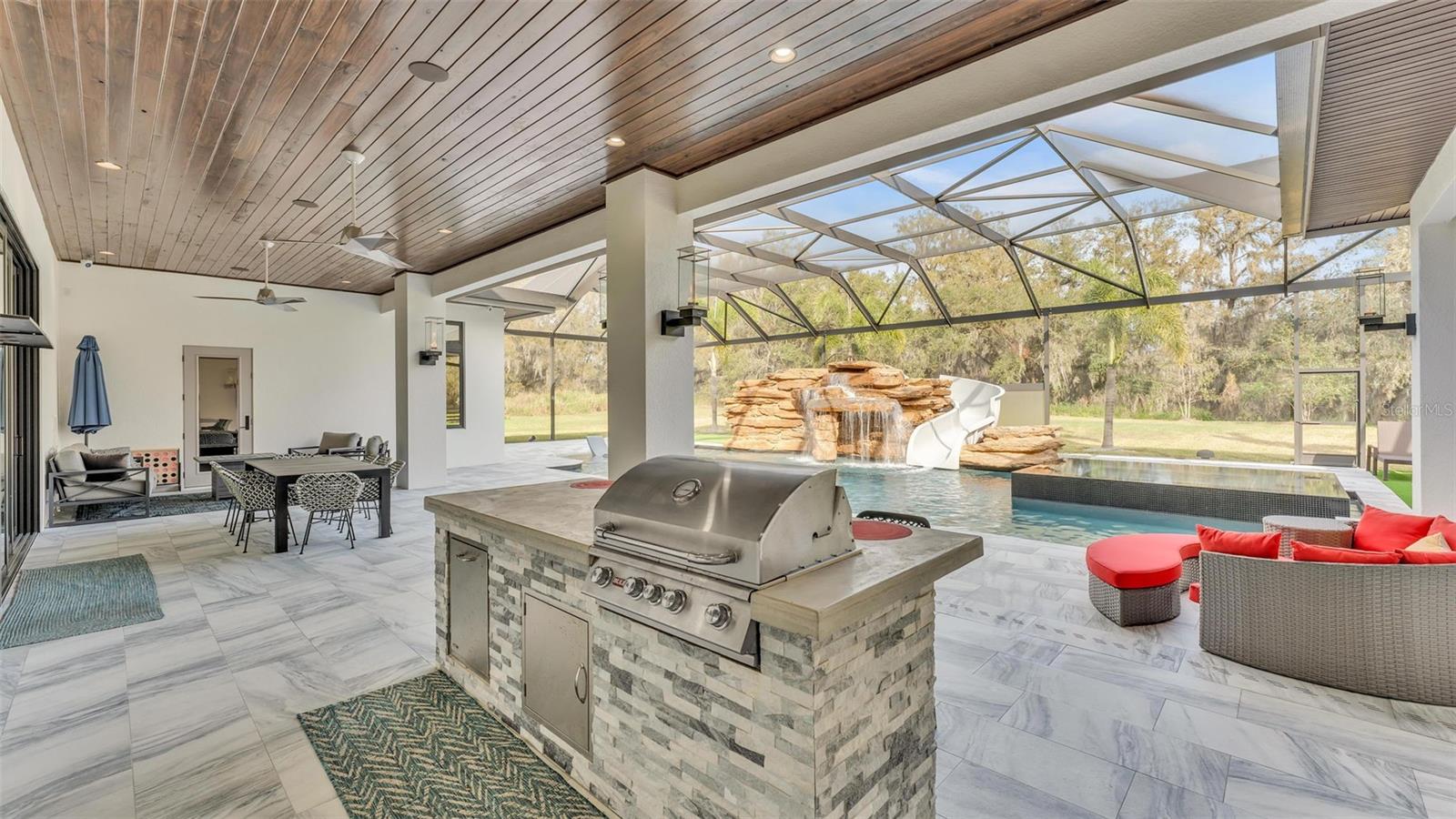 CANTERWOOD - Residential