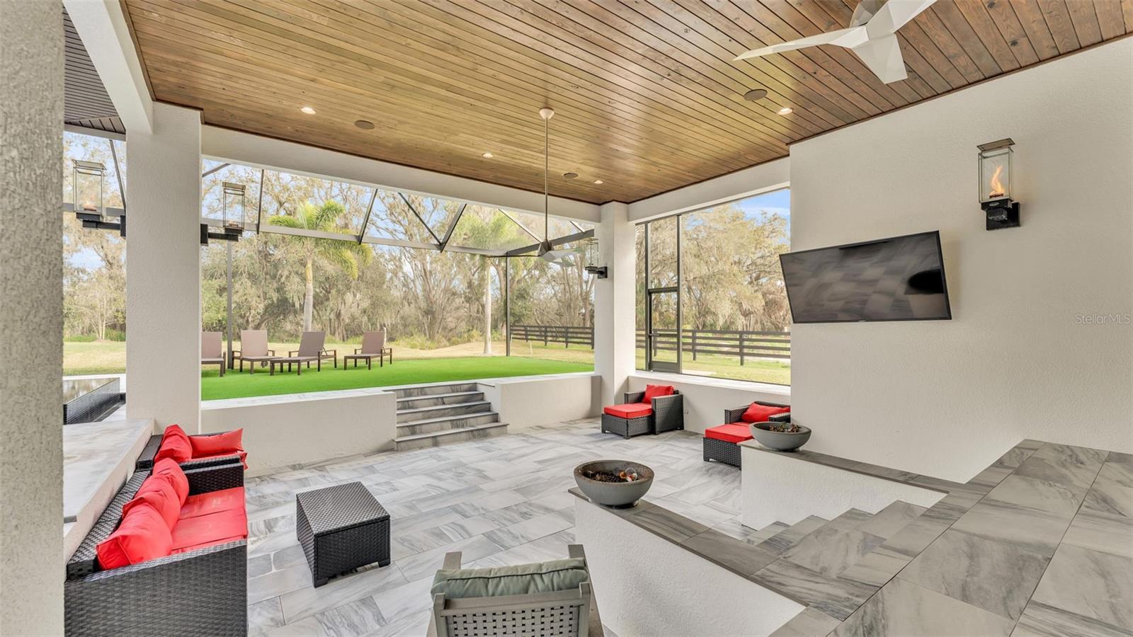 CANTERWOOD - Residential