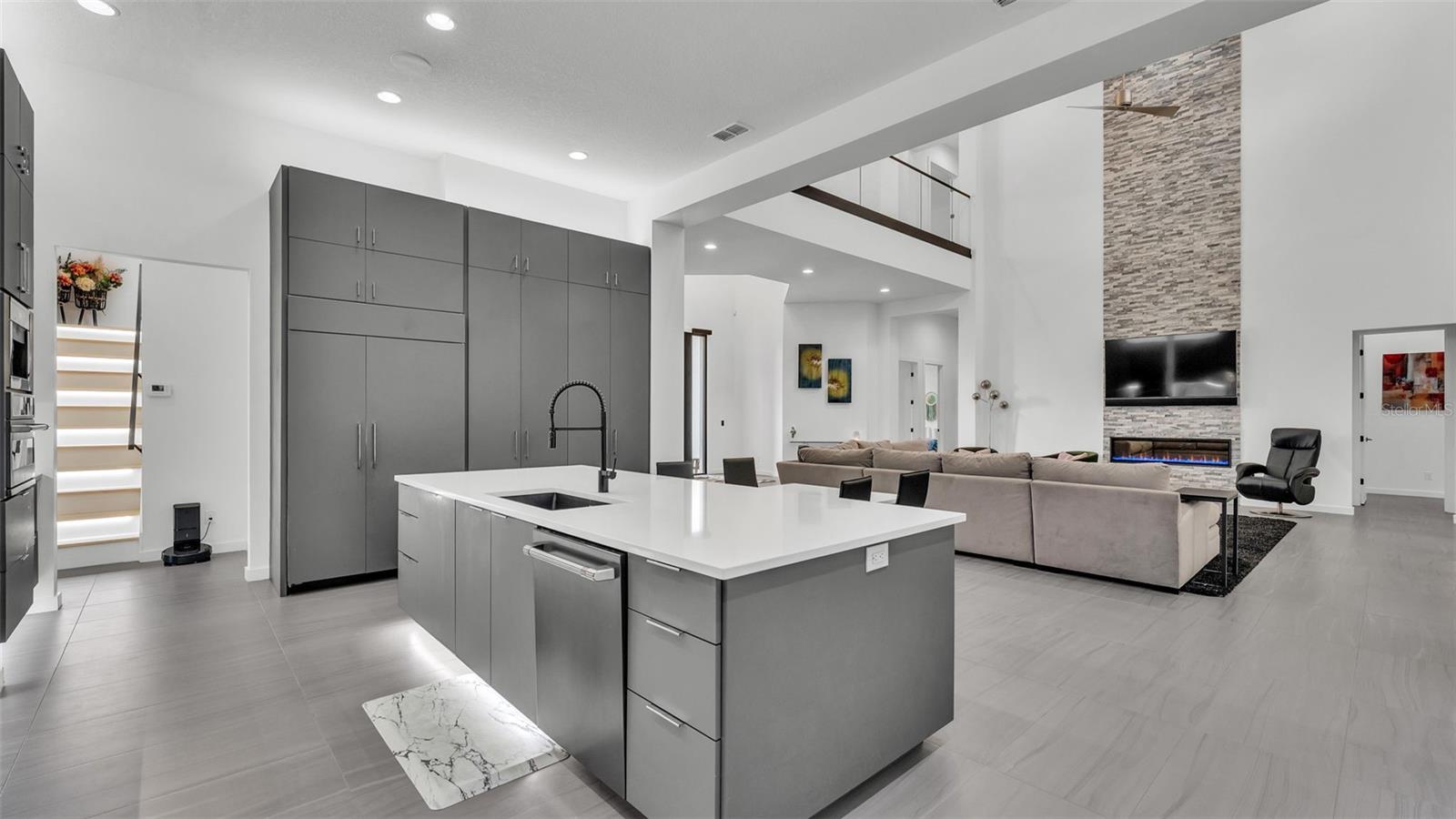 CANTERWOOD - Residential