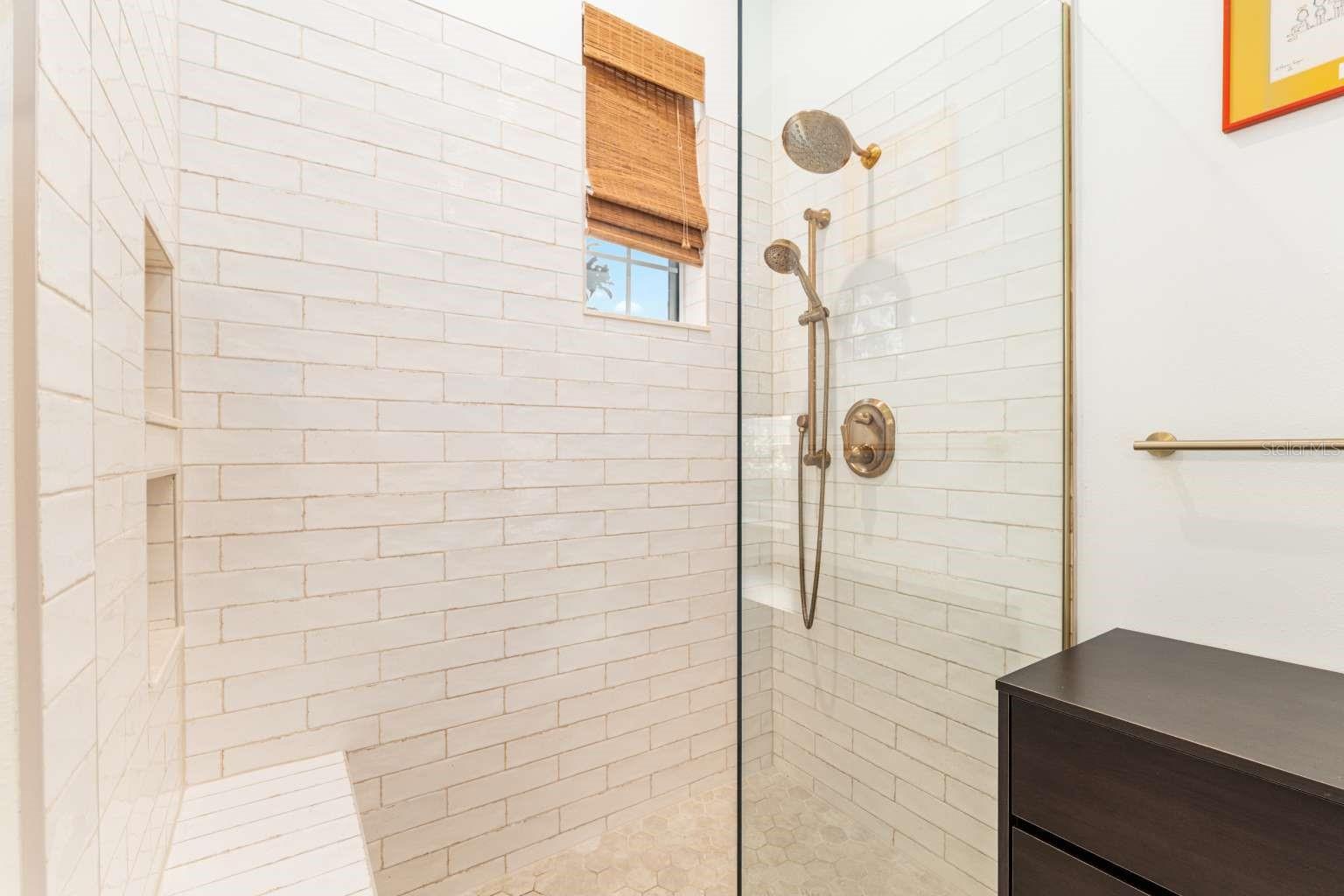 DEVONSHIRE - Residential