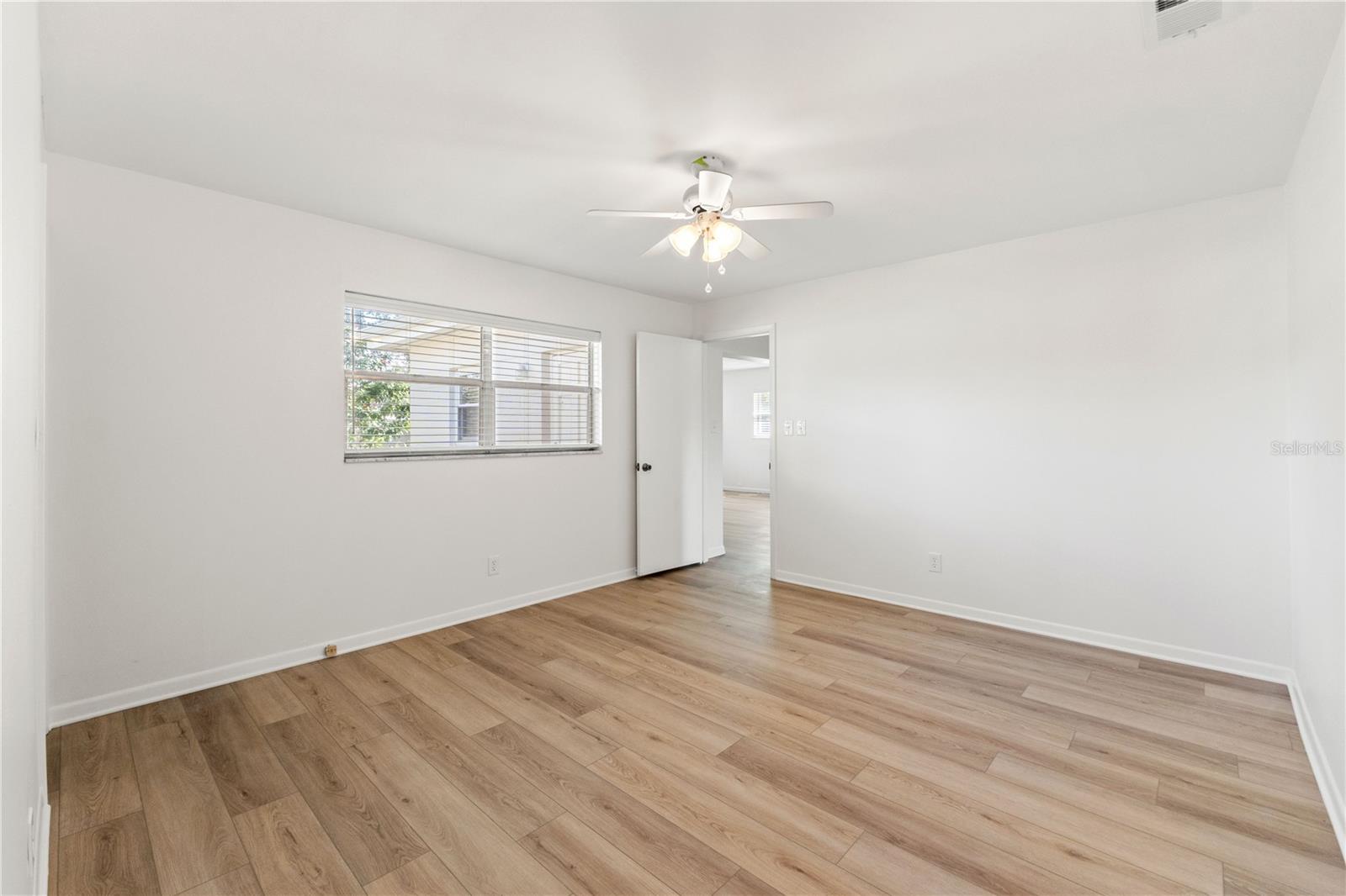 HOLIDAY PARK 4TH ADD - Residential