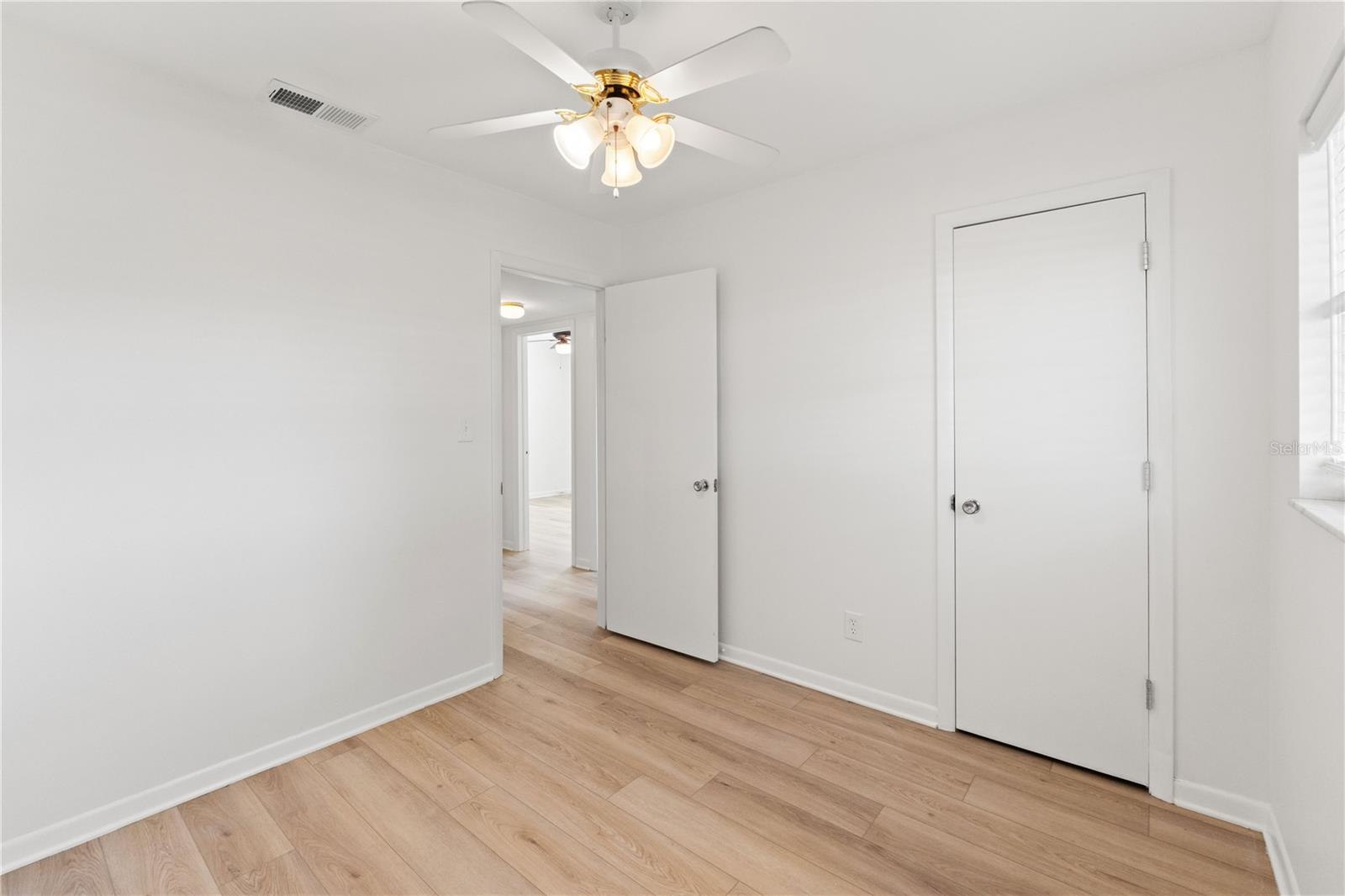 HOLIDAY PARK 4TH ADD - Residential