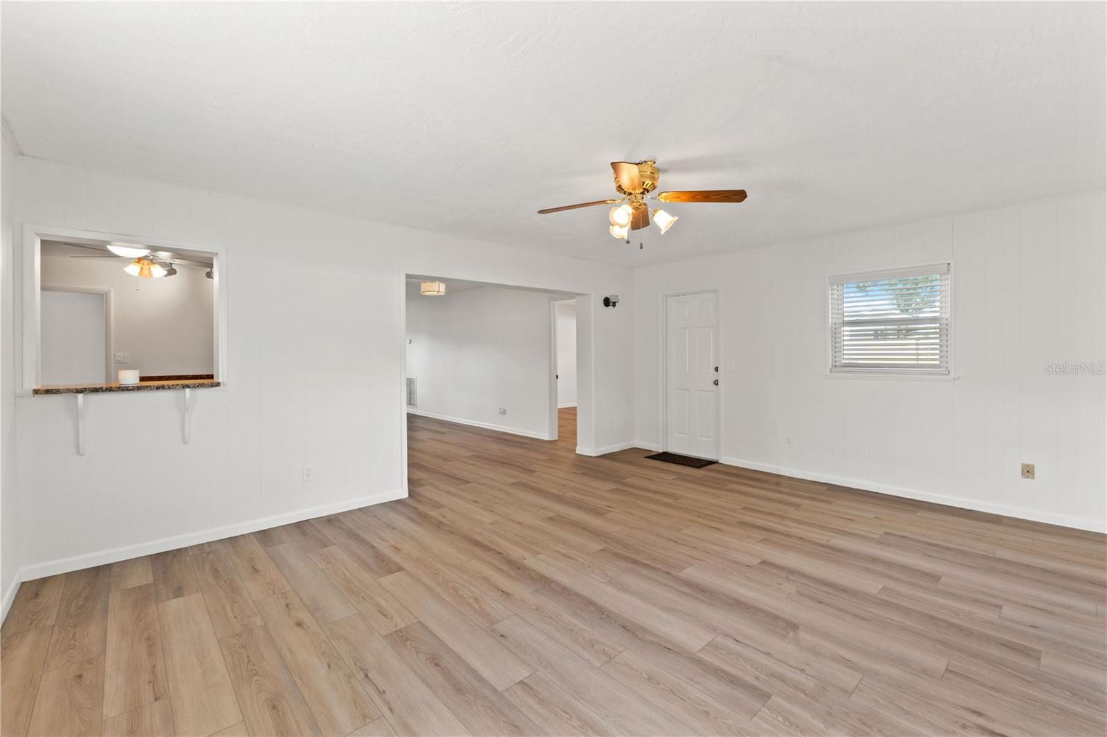 HOLIDAY PARK 4TH ADD - Residential