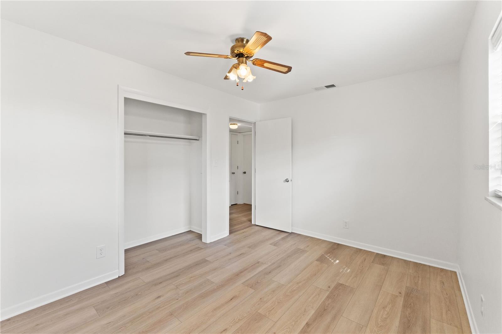 HOLIDAY PARK 4TH ADD - Residential