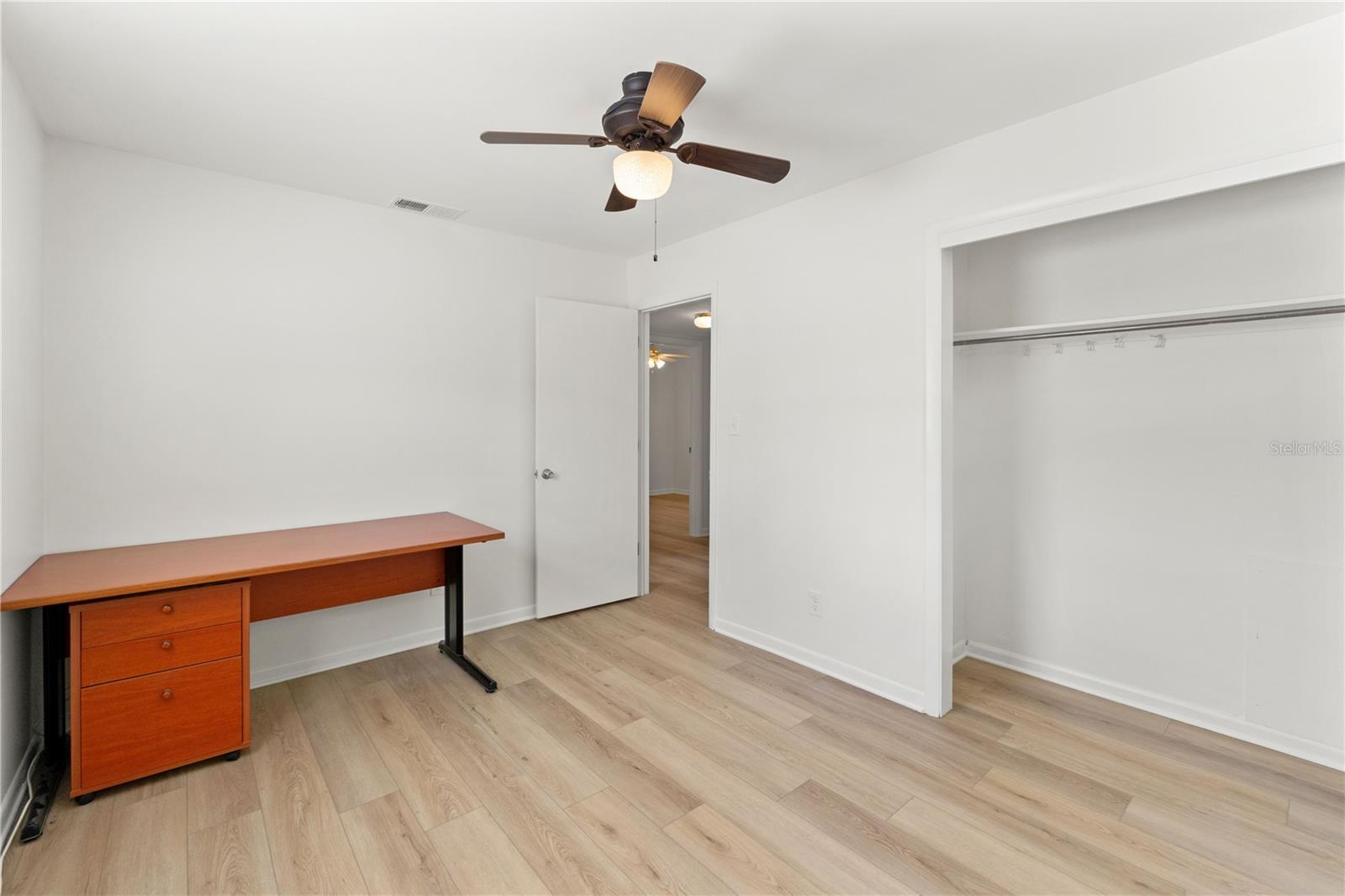 HOLIDAY PARK 4TH ADD - Residential