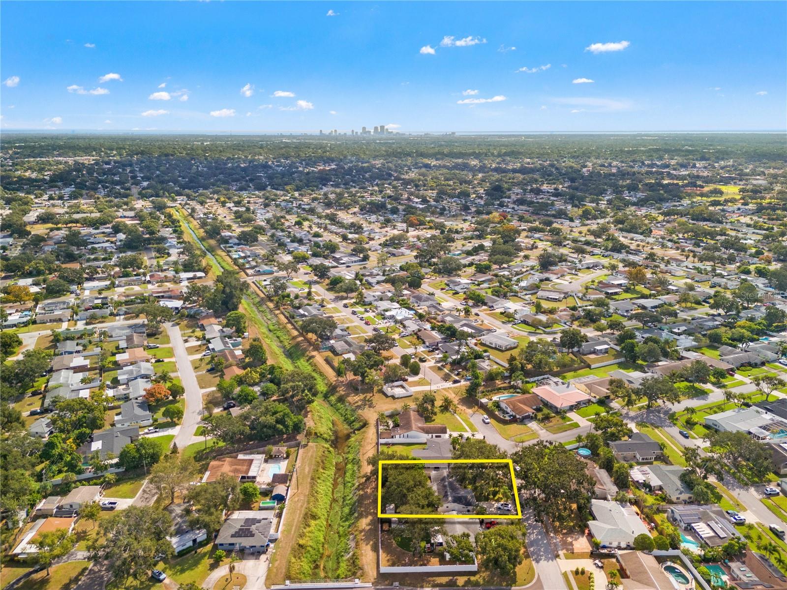 HOLIDAY PARK 4TH ADD - Residential