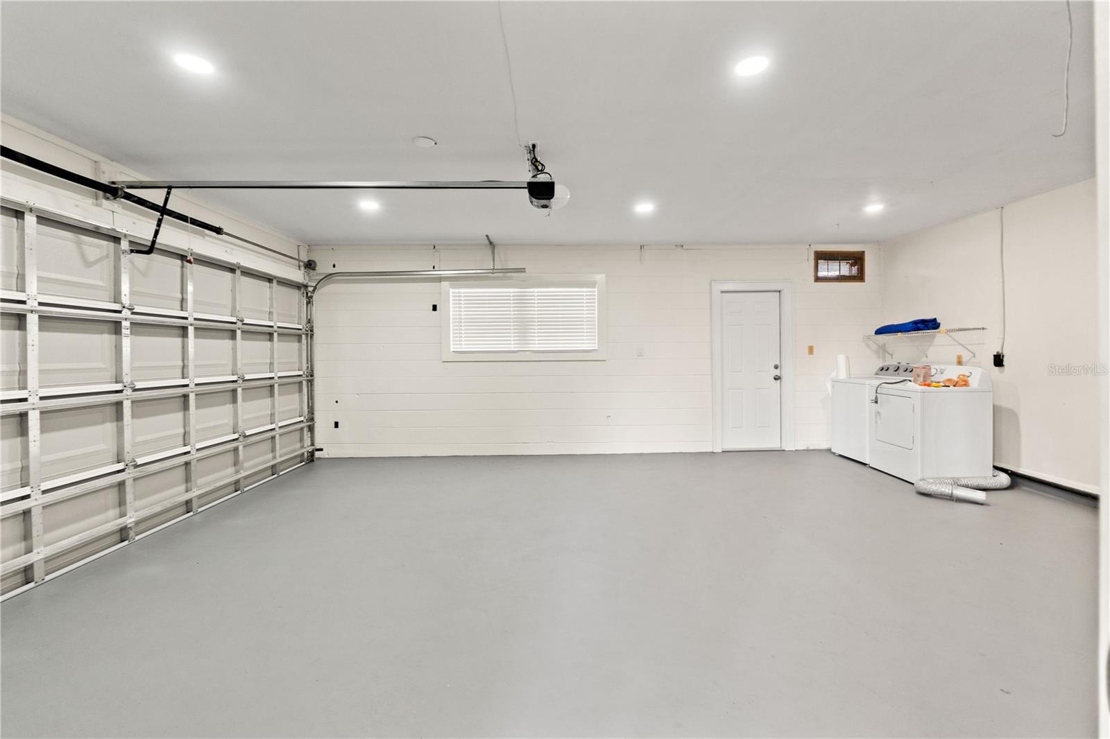 HOLIDAY PARK 4TH ADD - Residential