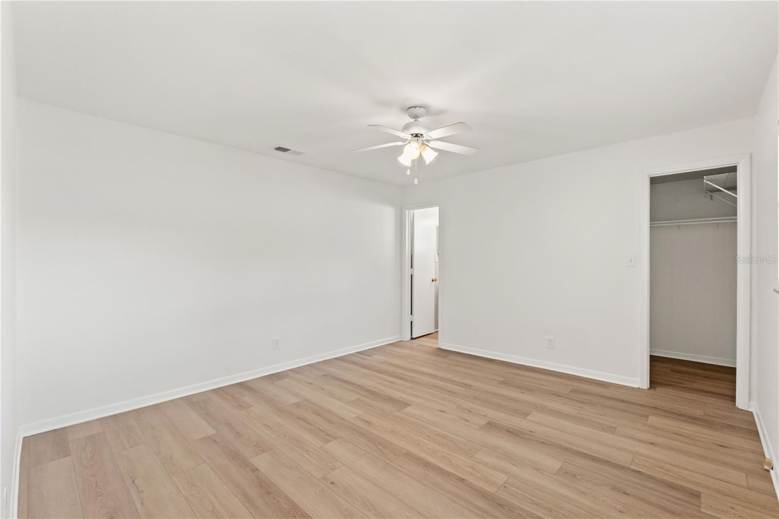 HOLIDAY PARK 4TH ADD - Residential