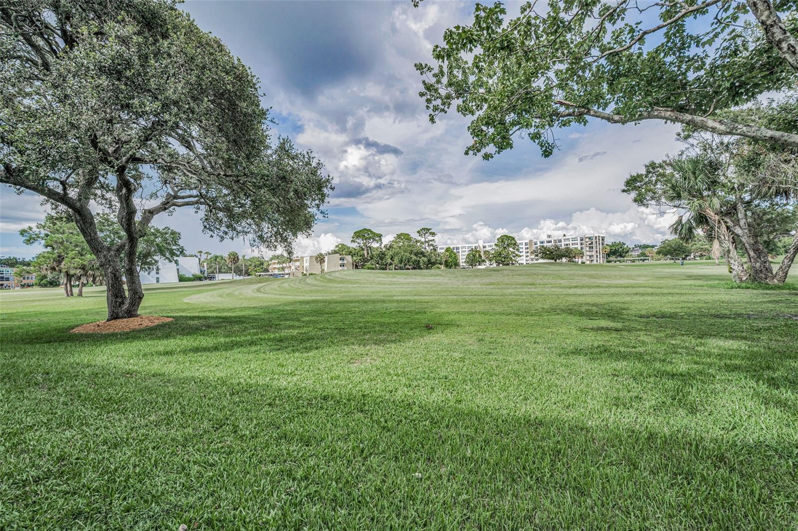 EAST BAY COUNTRY CLUB CONDO APTS - Residential