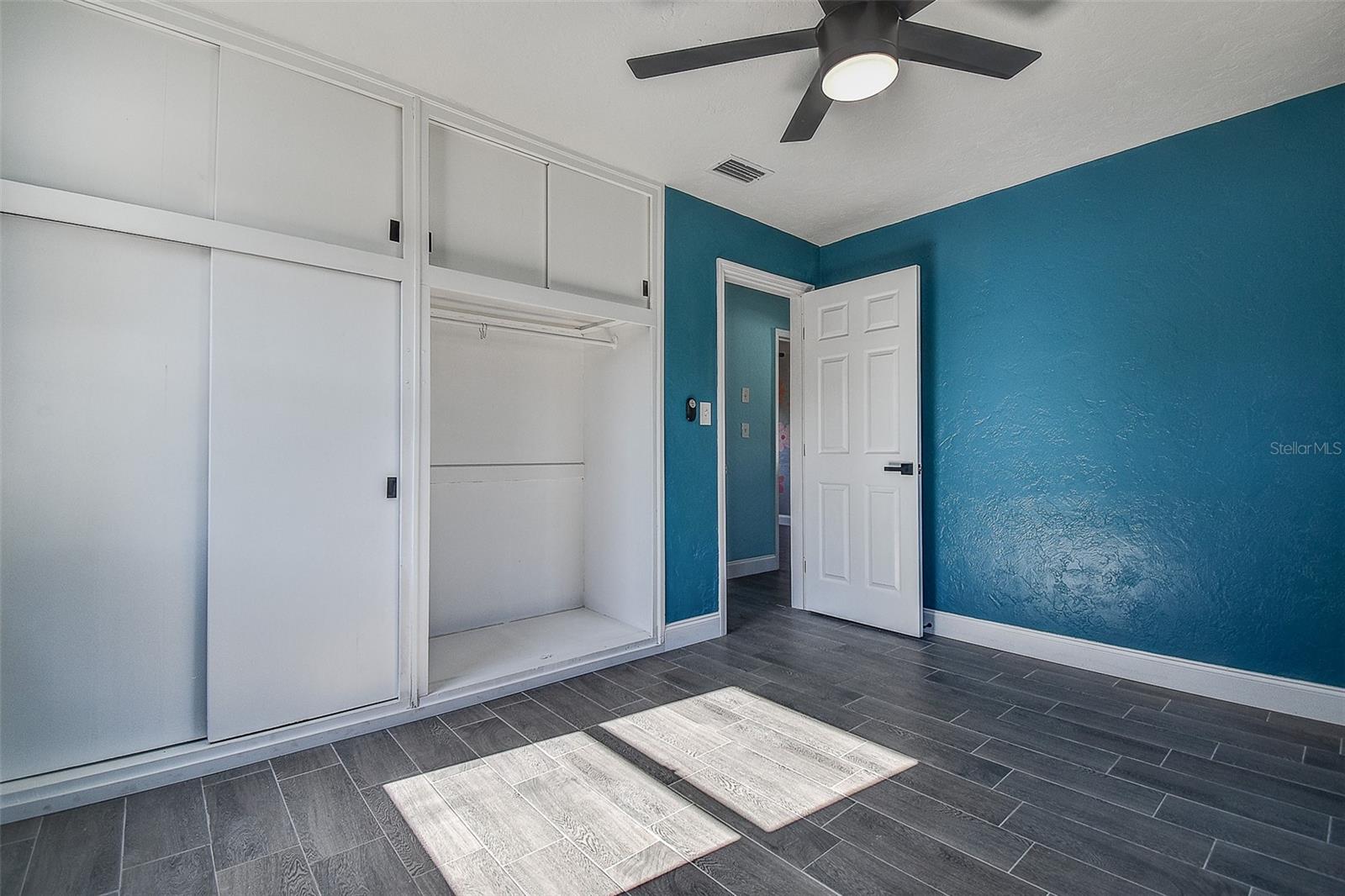 MEADOW LAWN 5TH ADD - Residential