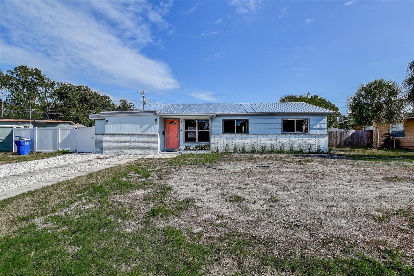 MEADOW LAWN 5TH ADD - Residential