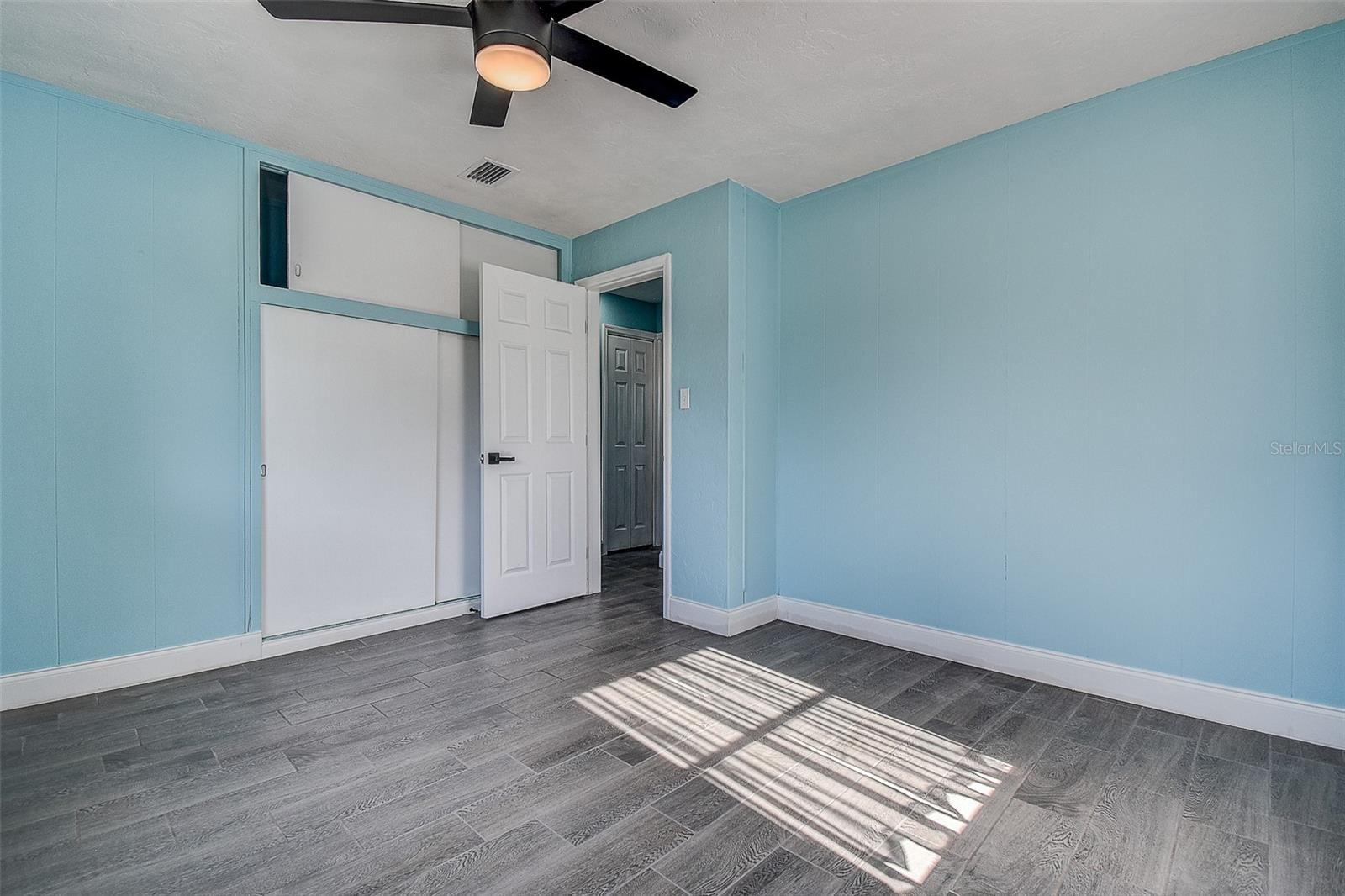 MEADOW LAWN 5TH ADD - Residential