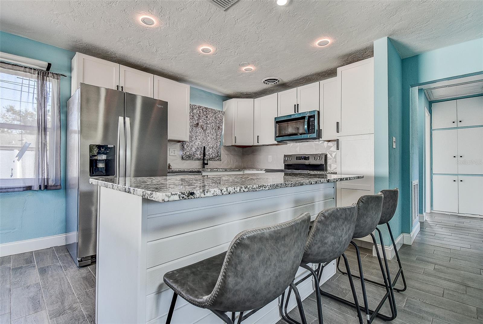 MEADOW LAWN 5TH ADD - Residential