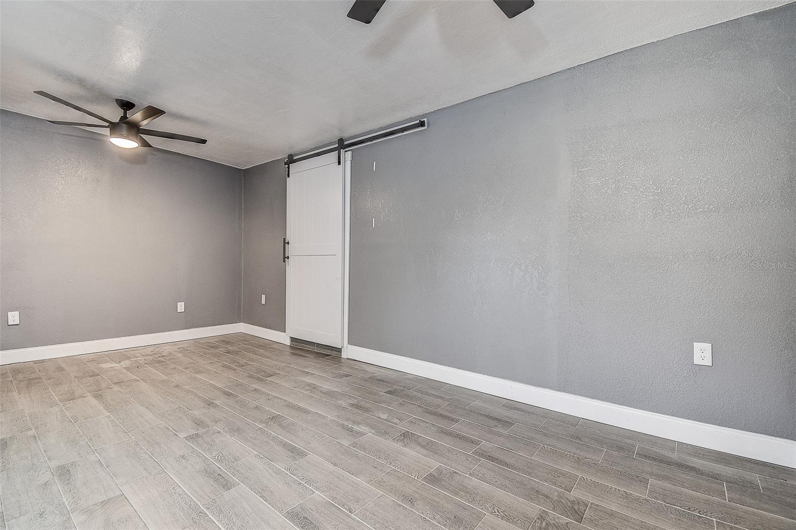 MEADOW LAWN 5TH ADD - Residential