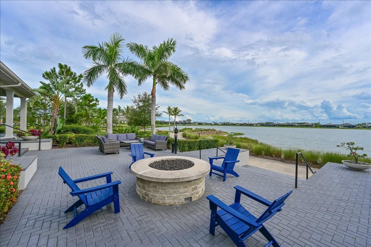 LAKEHOUSE COVE AT WATERSIDE - Residential