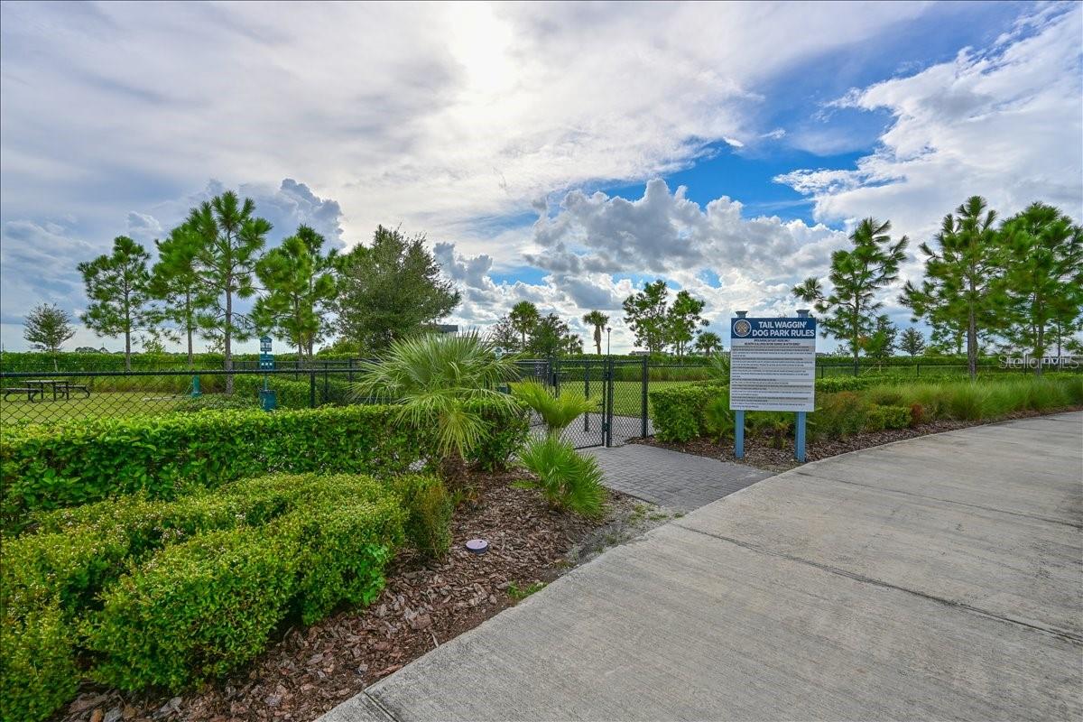 LAKEHOUSE COVE AT WATERSIDE - Residential
