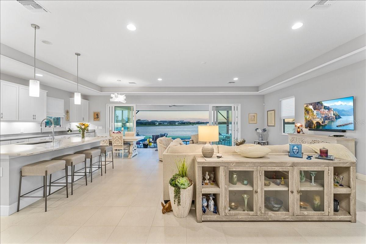 LAKEHOUSE COVE AT WATERSIDE - Residential