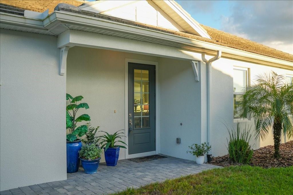Photo of 977 Crosswind Avenue, Sarasota, FL 34240 (MLS # A4666554)