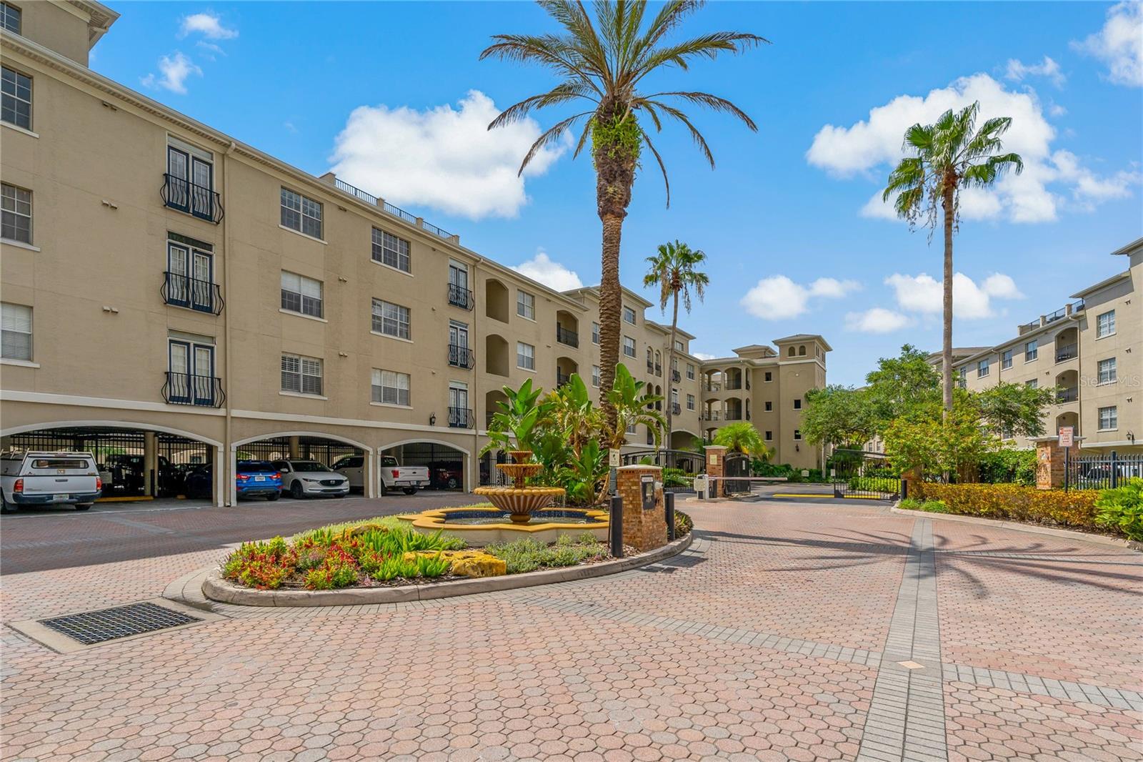 501 KNIGHTS RUN AVENUE 1317