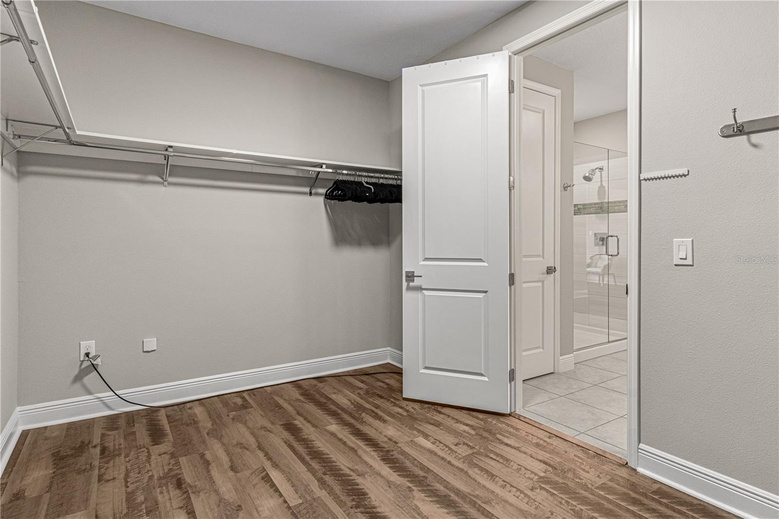 SAND LAKE SOUND - Residential