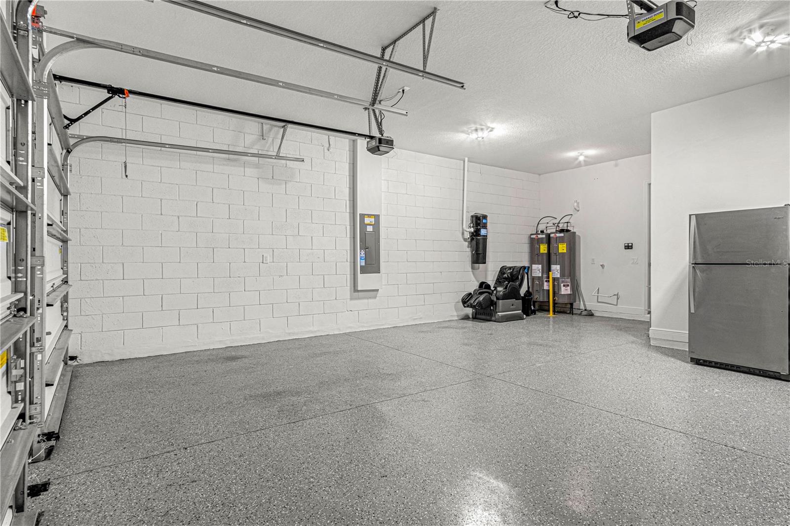 SAND LAKE SOUND - Residential