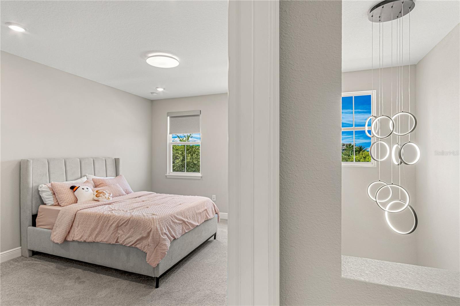 SAND LAKE SOUND - Residential