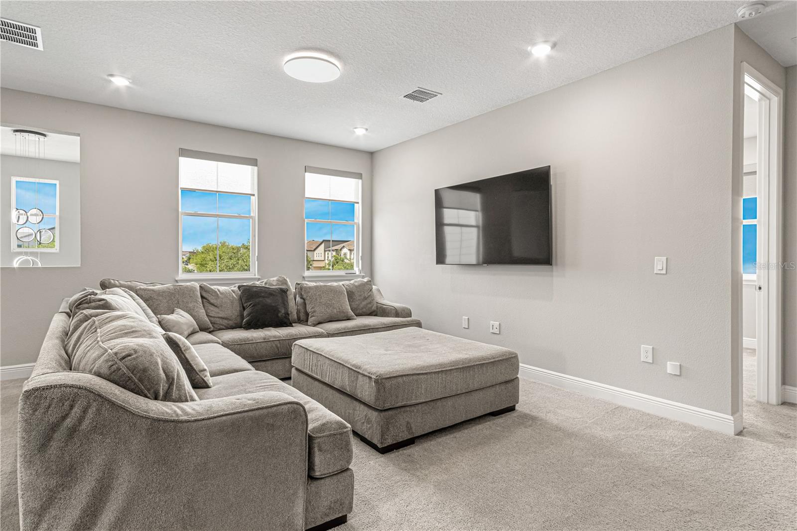 SAND LAKE SOUND - Residential