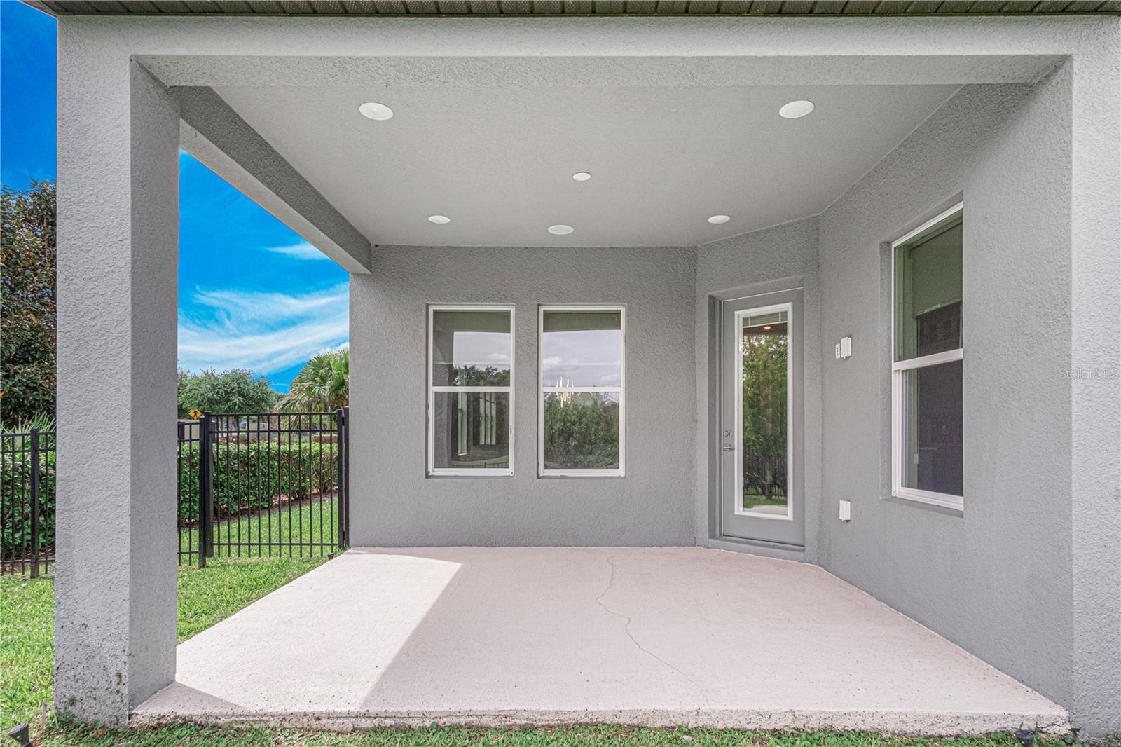 SAND LAKE SOUND - Residential