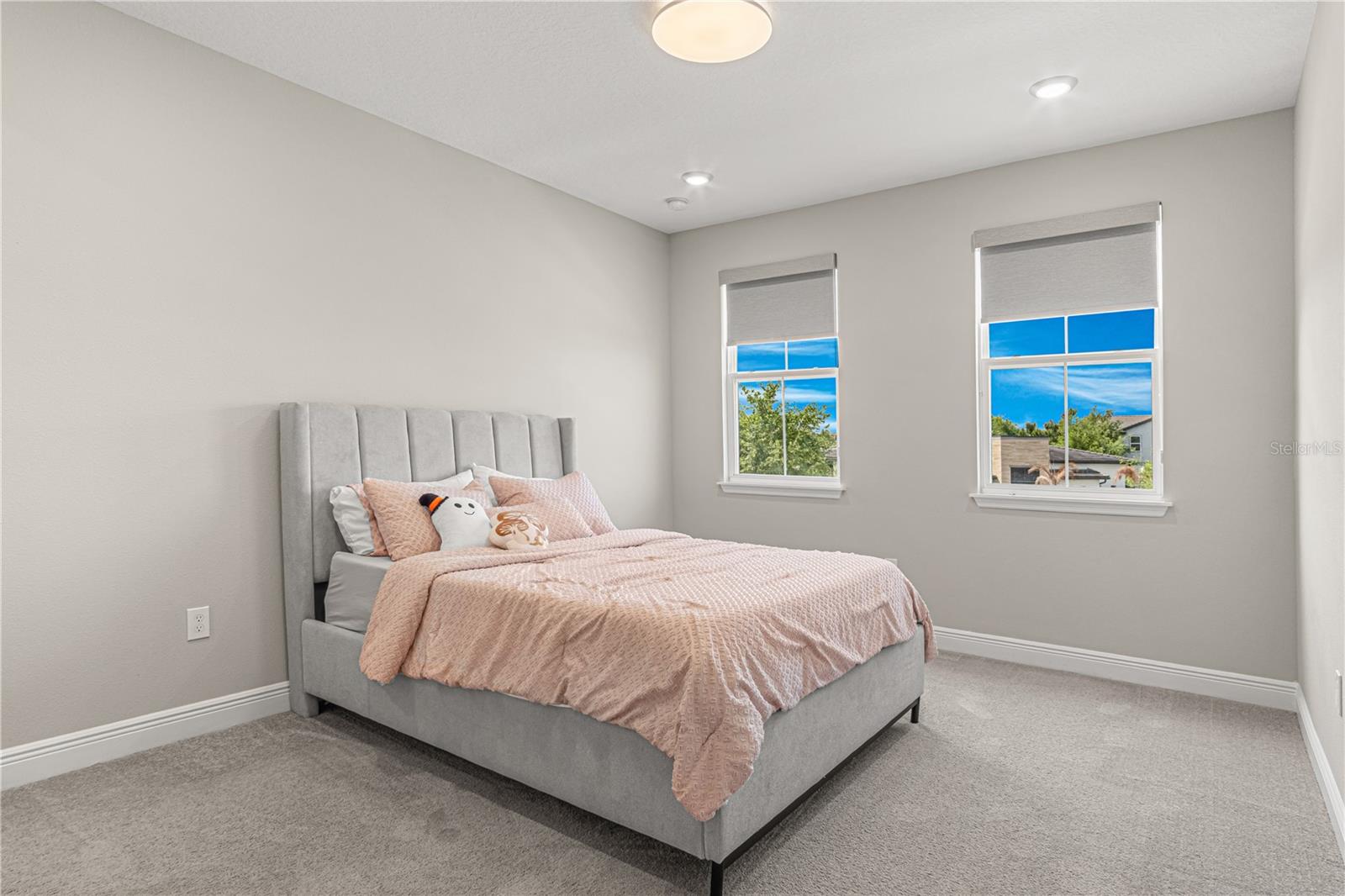 SAND LAKE SOUND - Residential