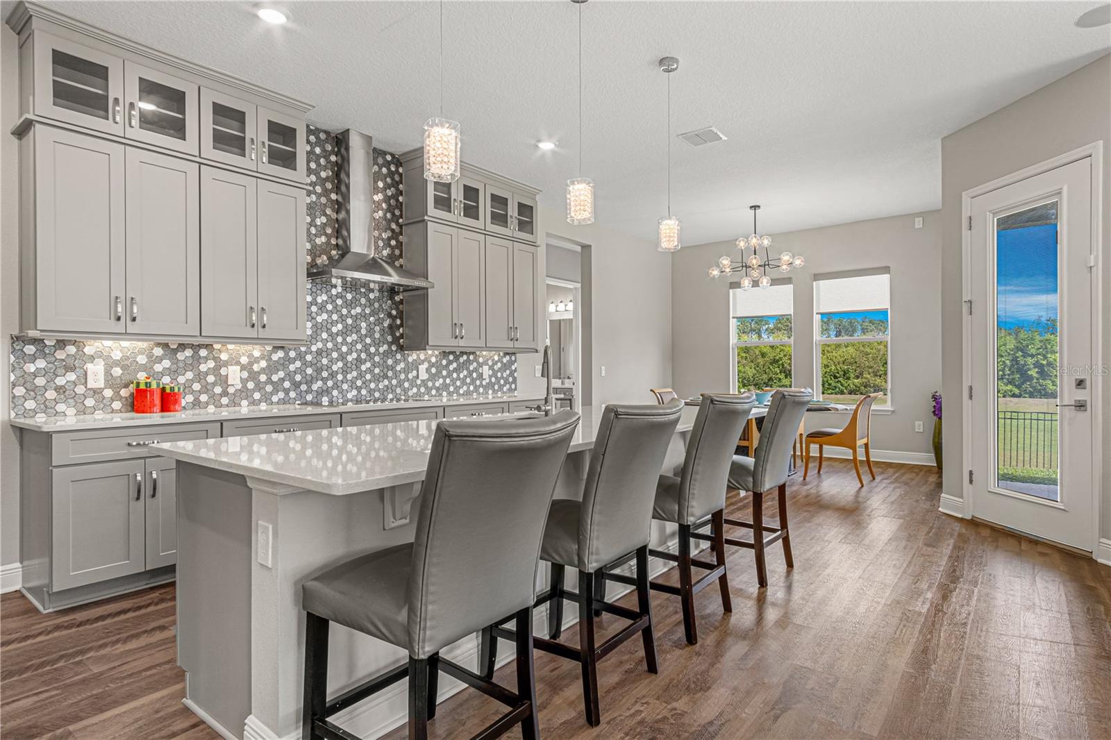 SAND LAKE SOUND - Residential