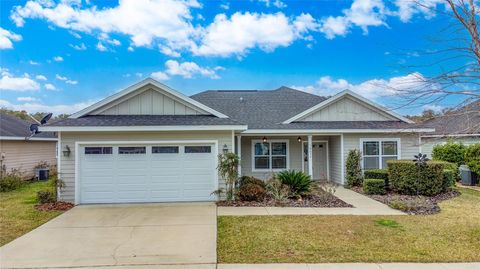 A home in HIGH SPRINGS