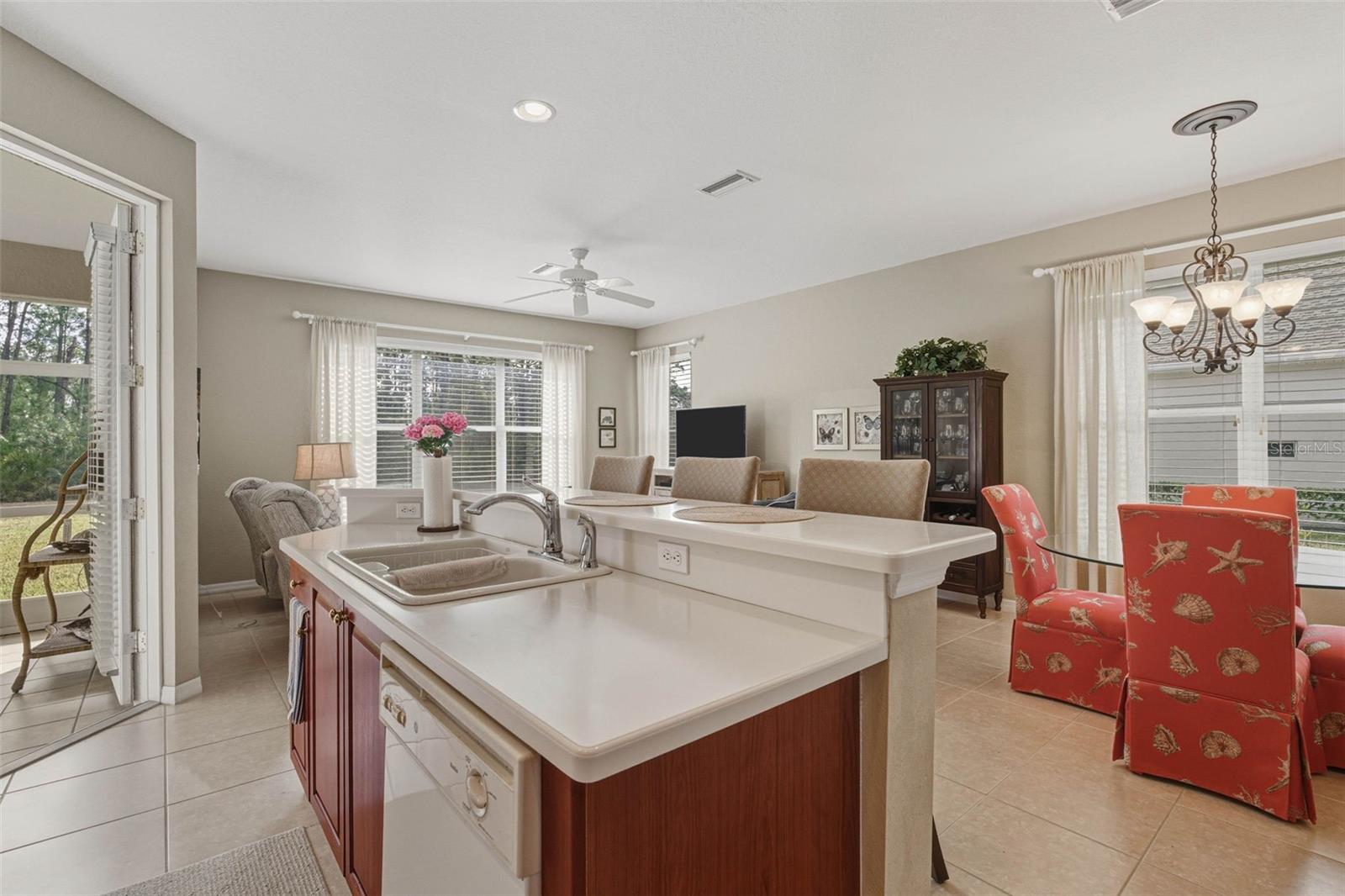 LAKESIDE PLANTATION - Residential