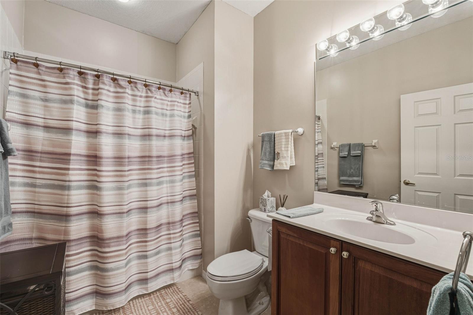 LAKESIDE PLANTATION - Residential