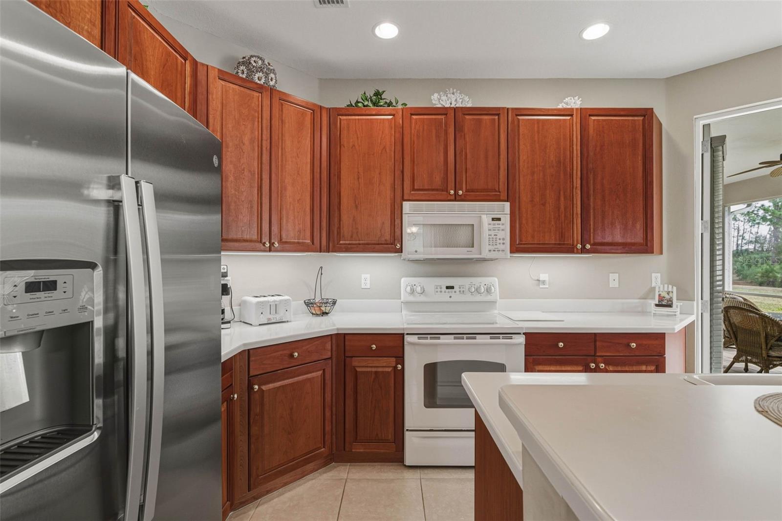 LAKESIDE PLANTATION - Residential