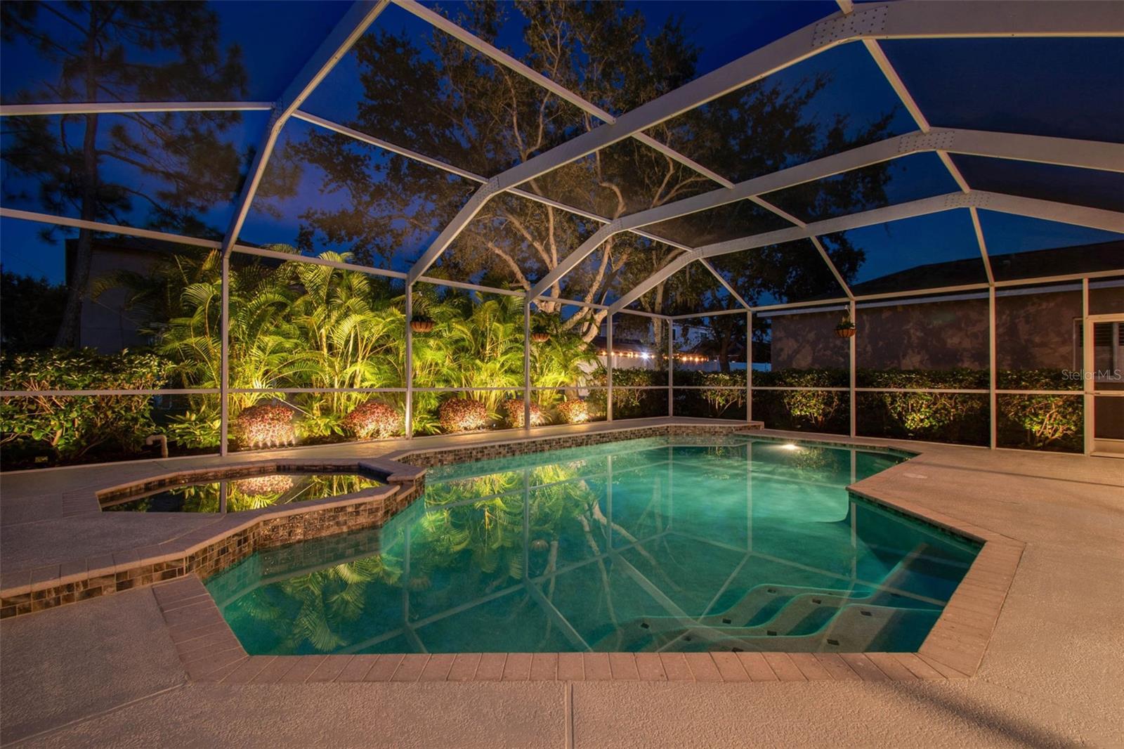 EASTLAKE OAKS PH 2 - Residential