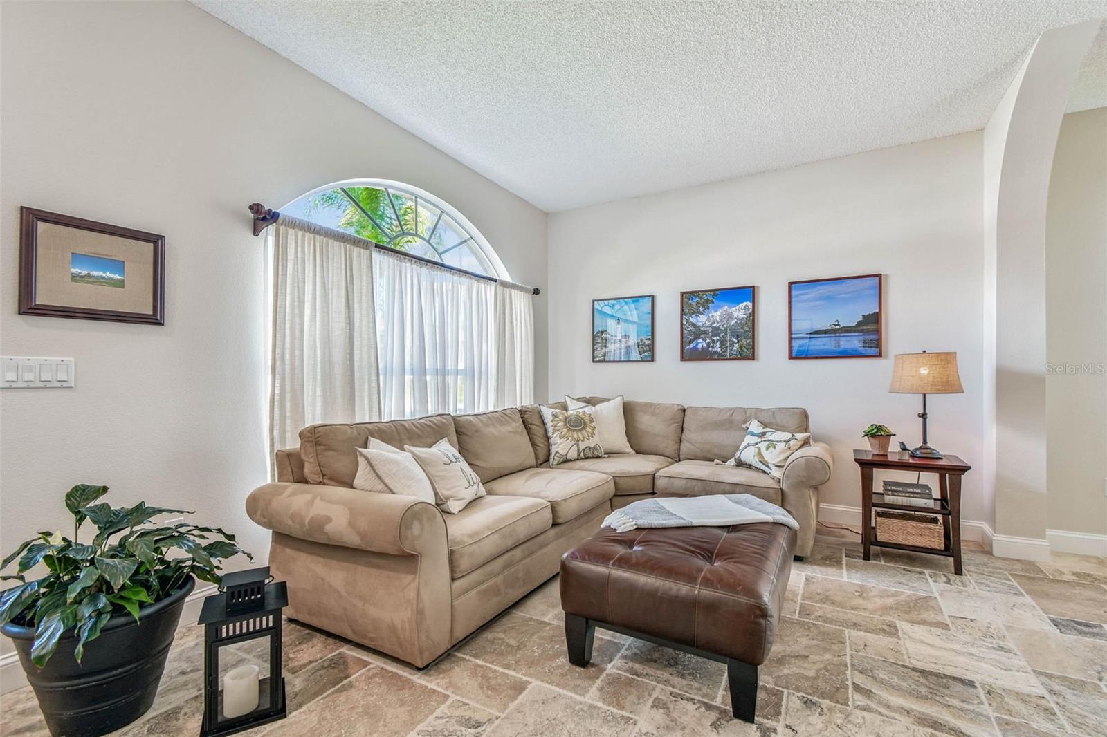 EASTLAKE OAKS PH 2 - Residential