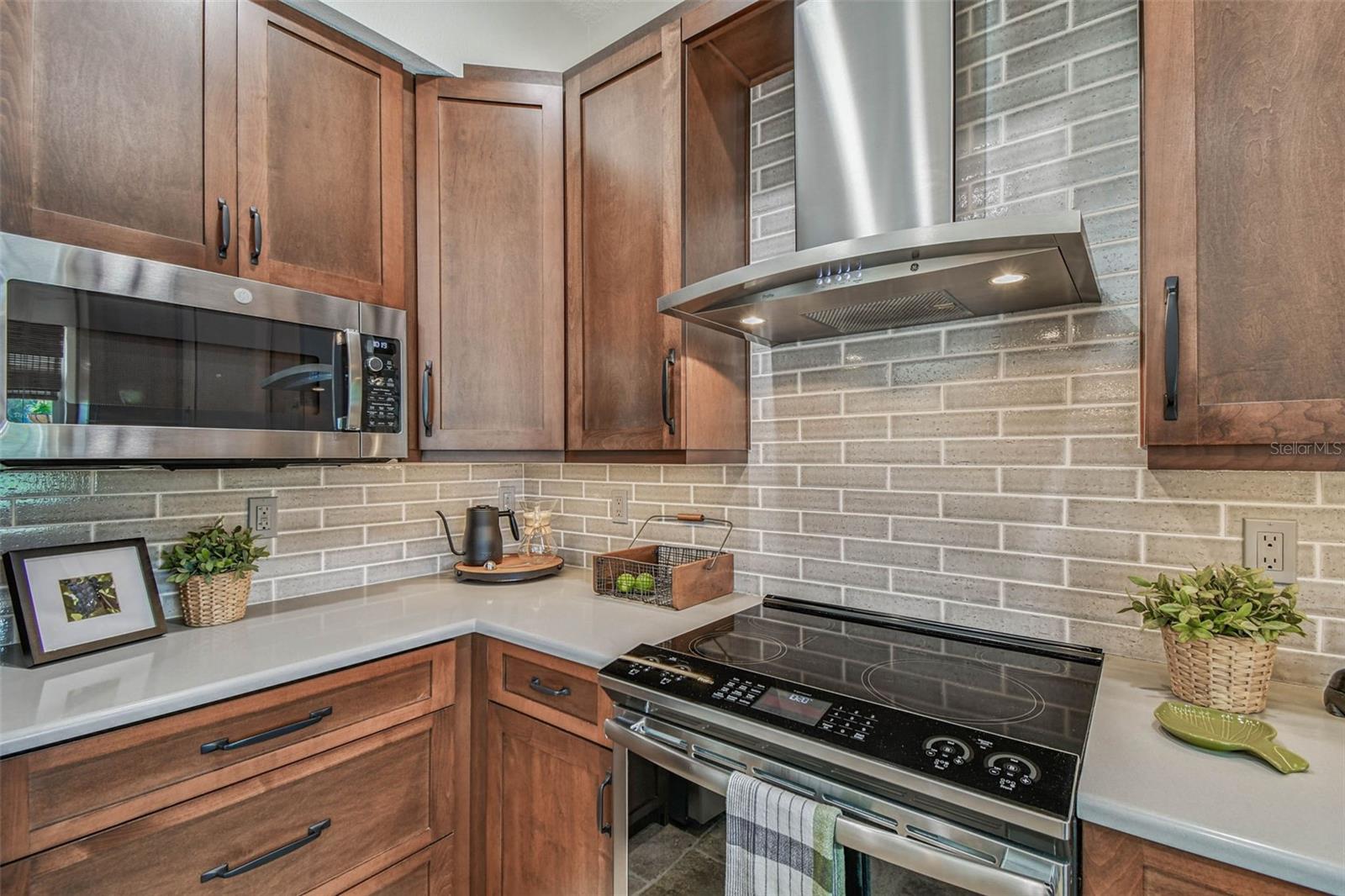 EASTLAKE OAKS PH 2 - Residential