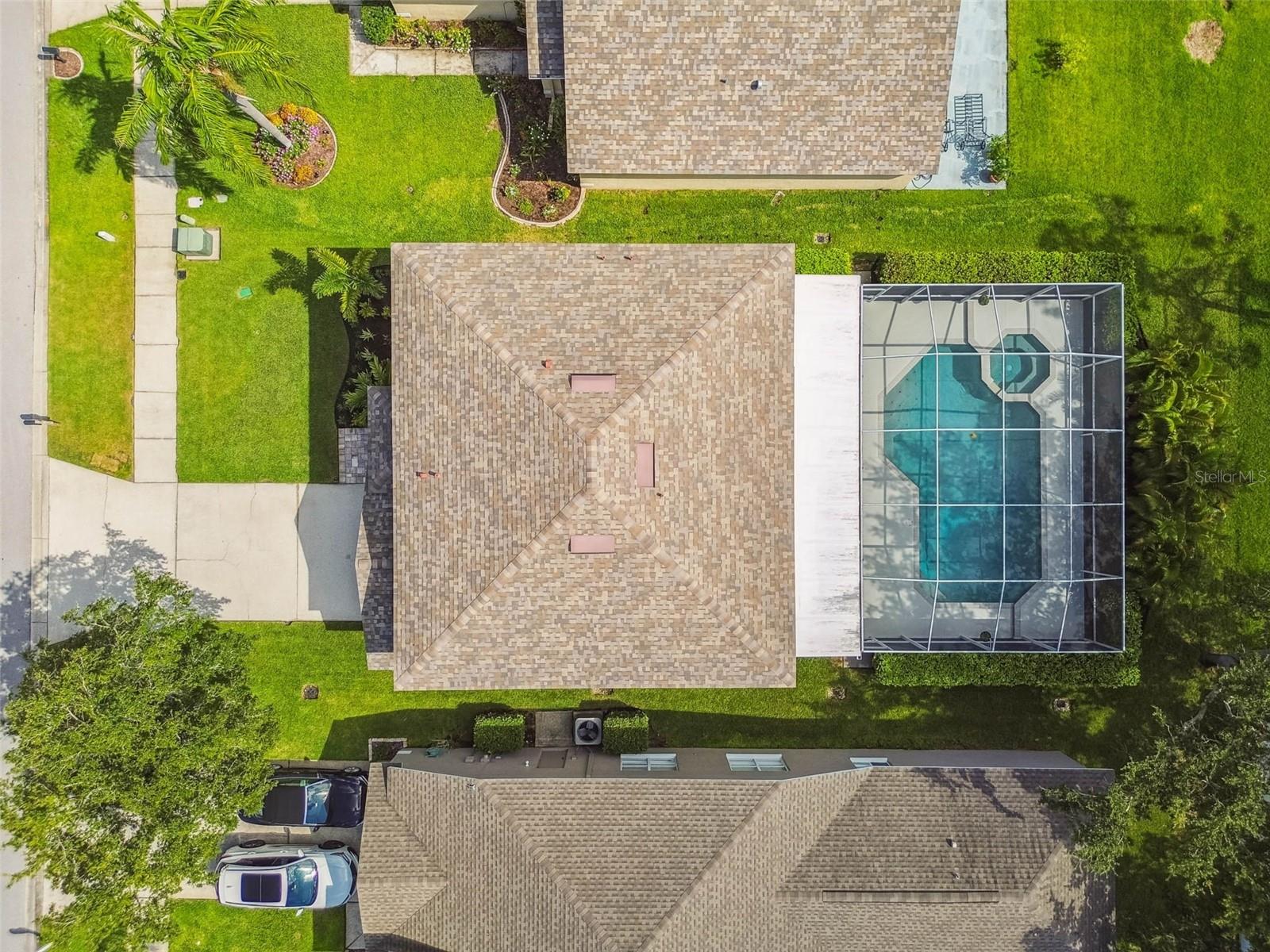 1627 SHADY OAKS DRIVE