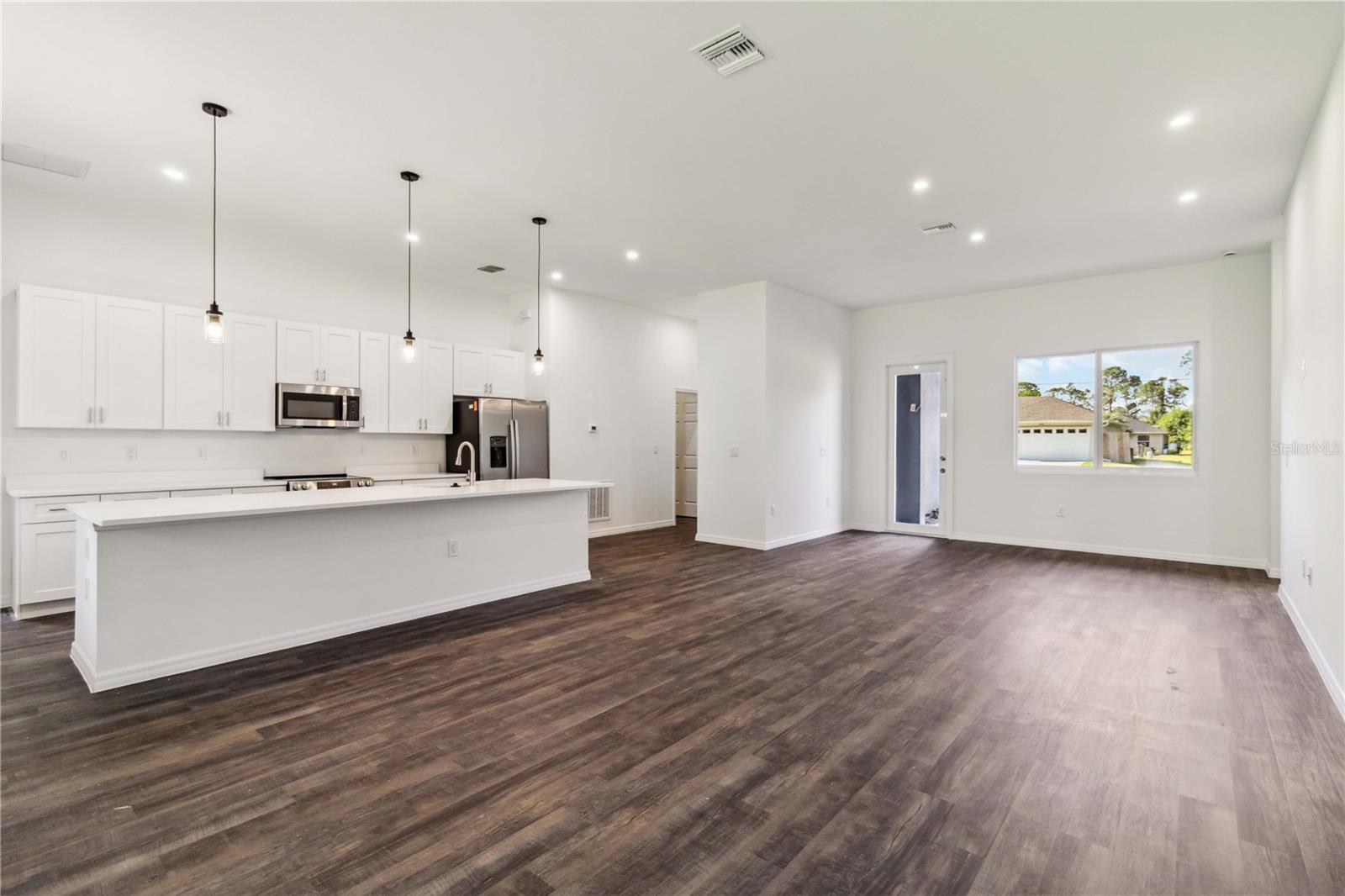 3585 GIBLIN DRIVE