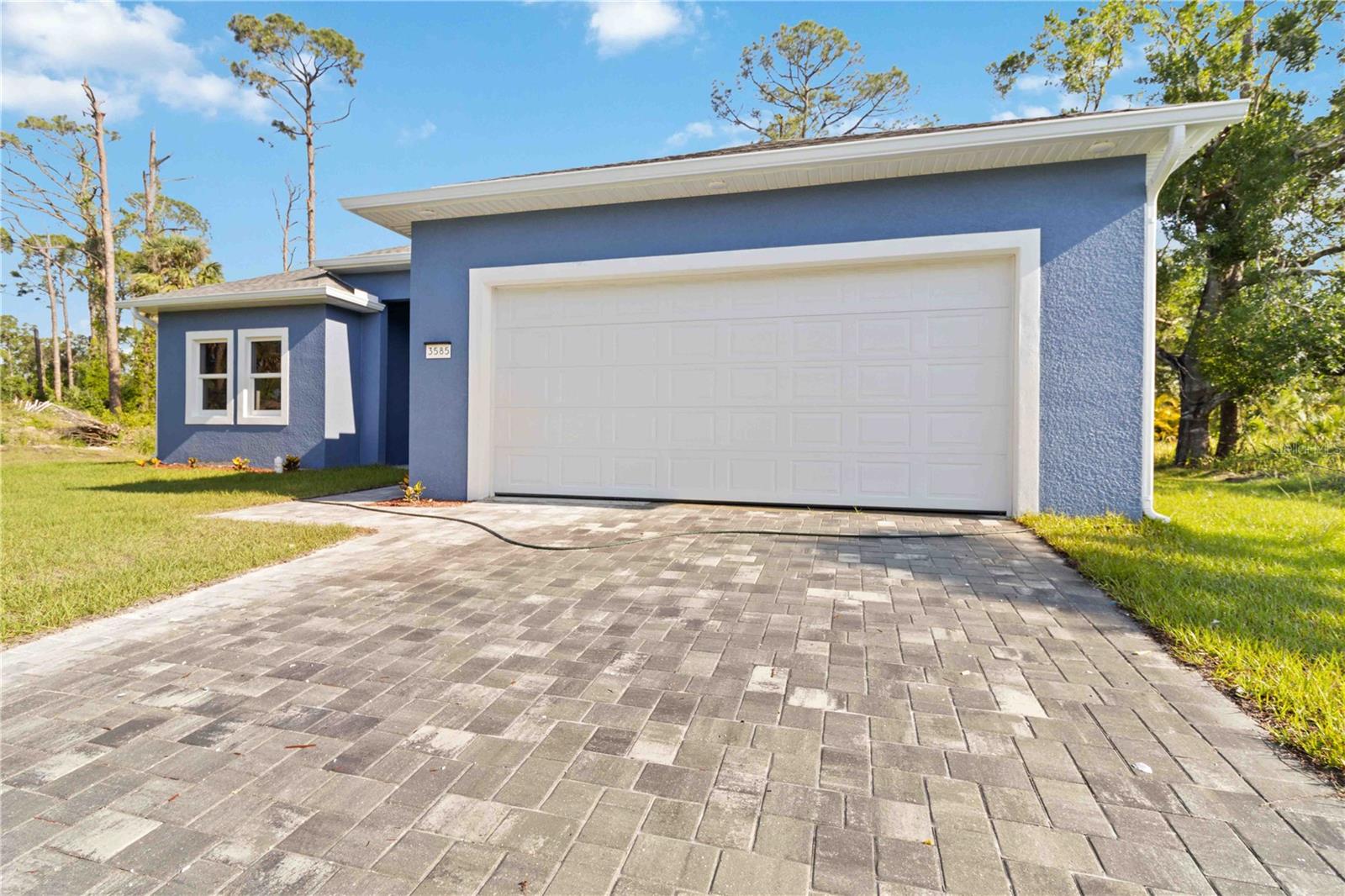3585 GIBLIN DRIVE