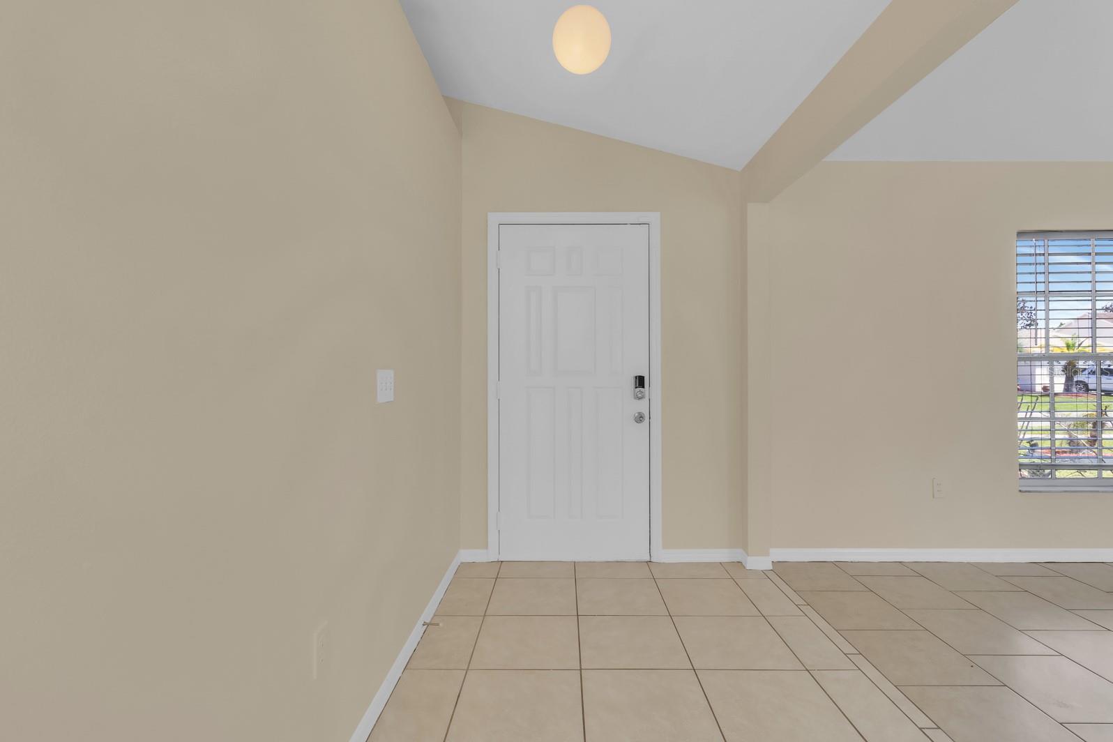 1620 GOLDEN POPPY COURT