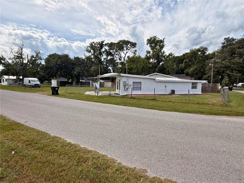 Photo of 2602 Sidney Avenue, Orlando, FL 32810 (MLS # O6447206)
