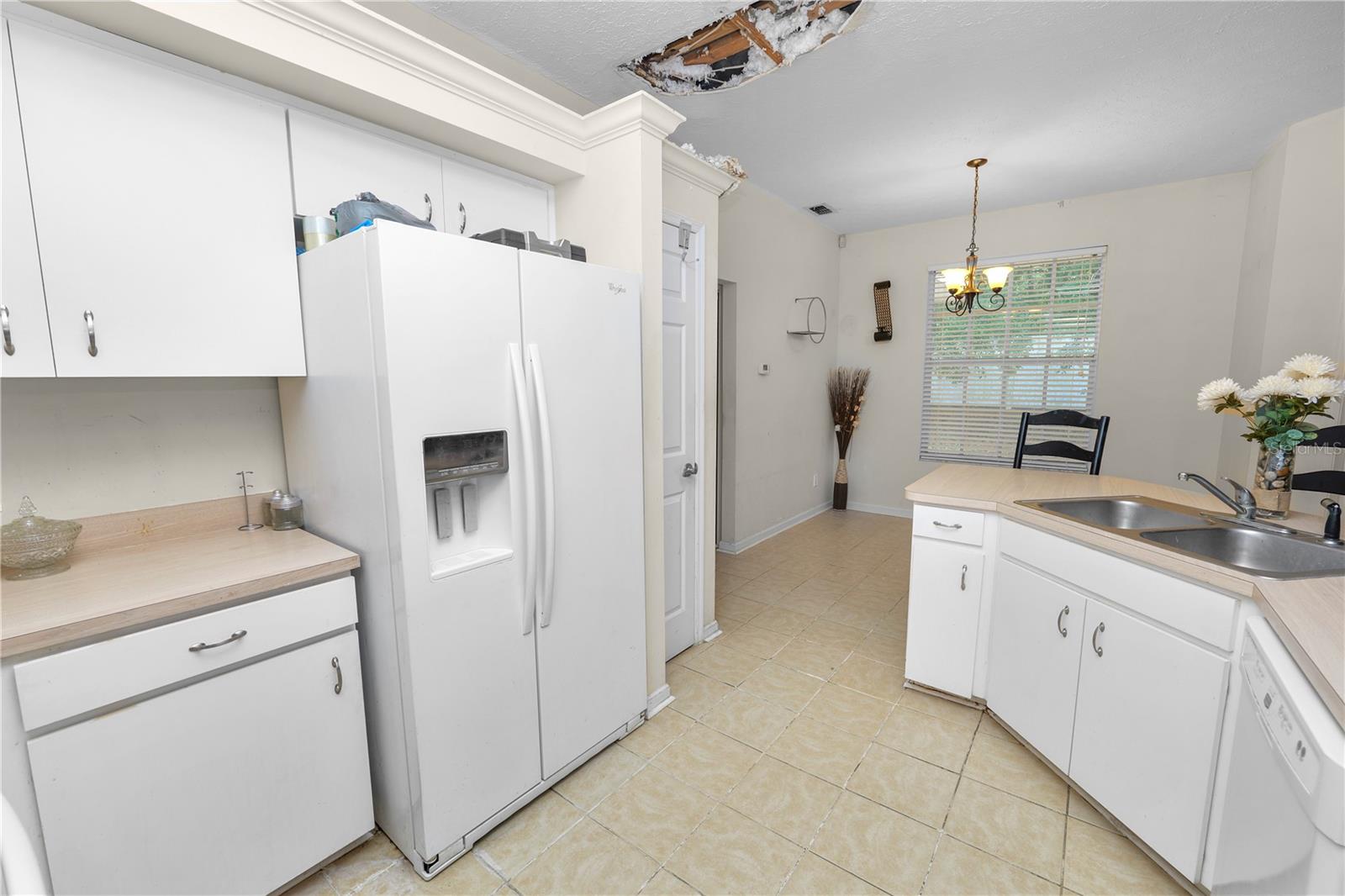 HIDDEN LAKE ESTATES - Residential