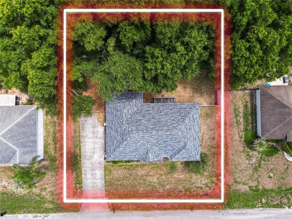 Photo of 1015 Hidden Drive, Lakeland, FL 33809 (MLS # L4962265)