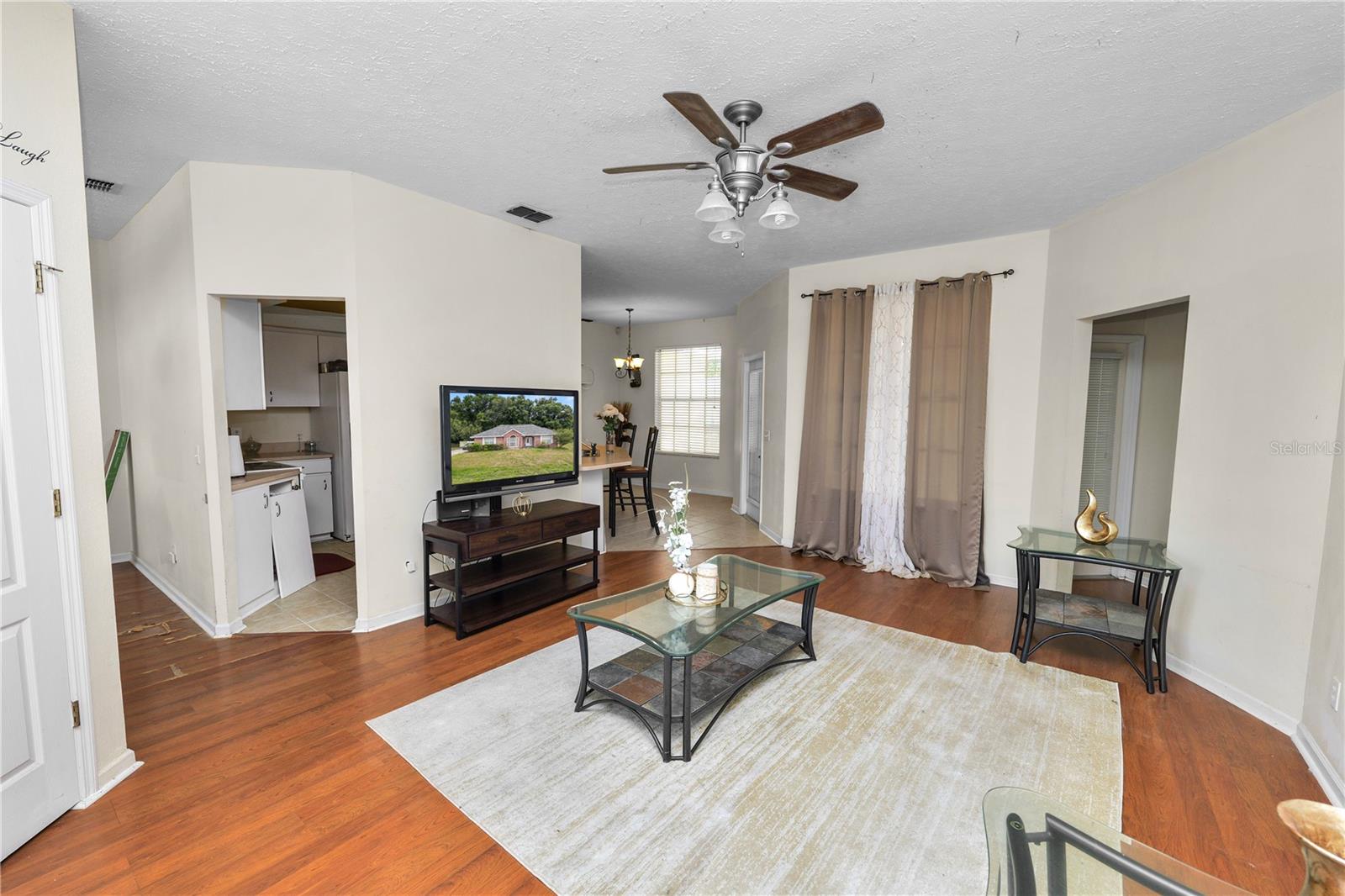 HIDDEN LAKE ESTATES - Residential